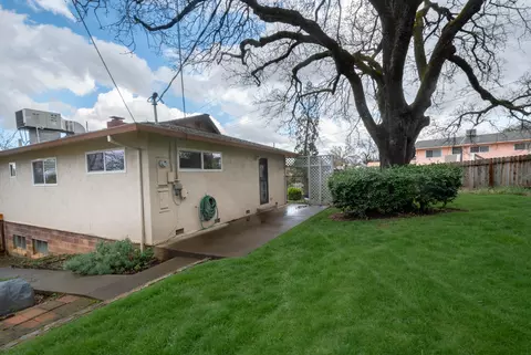1550 Mesa St, Redding, CA 96001 photo 13