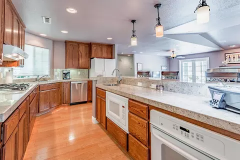 4217 Pasatiempo Ct, Redding, CA 96002 photo 10