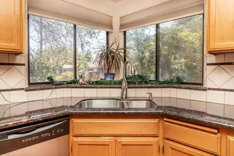 1802 Breckenwood Dr, Redding, CA 96002 photo 17