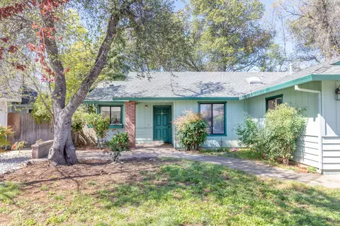 1802 Breckenwood Dr, Redding, CA 96002 photo 3