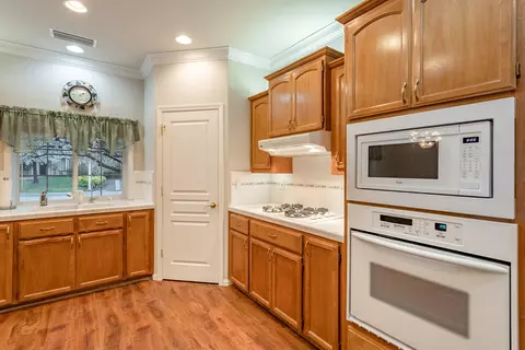 4493 Quinton Dr, Redding, CA 96001 photo 11