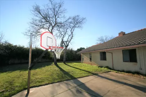 1686 Kildare Ct, Redding, CA 96001 photo 34