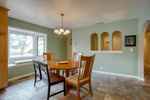 16185 Plateau Cir, Redding, CA 96001 photo 13