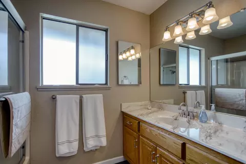 16185 Plateau Cir, Redding, CA 96001 photo 34