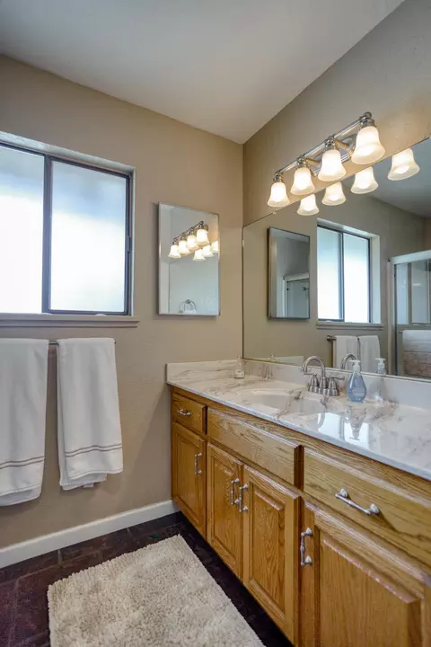 16185 Plateau Cir, Redding, CA 96001 photo 35