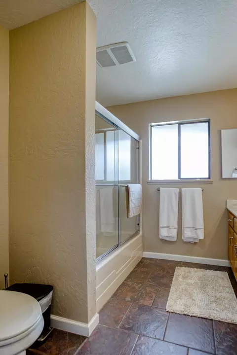16185 Plateau Cir, Redding, CA 96001 photo 33