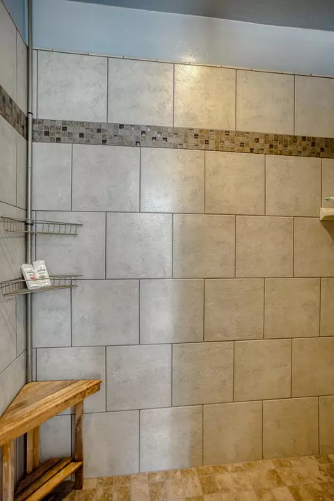 16185 Plateau Cir, Redding, CA 96001 photo 47