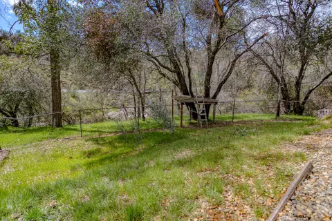 16185 Plateau Cir, Redding, CA 96001 photo 56