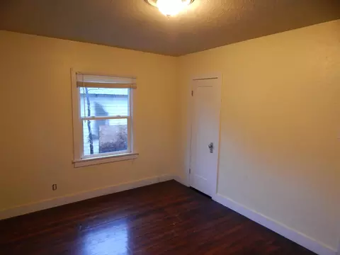 2430 North St, Redding, CA 96001 photo 5