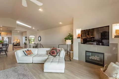 865 Cherryhill Trl, Redding, CA 96003 photo 6