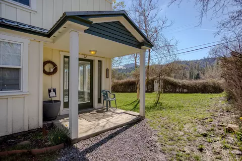930 Lewiston Rd, Lewiston, CA 96052 photo 6
