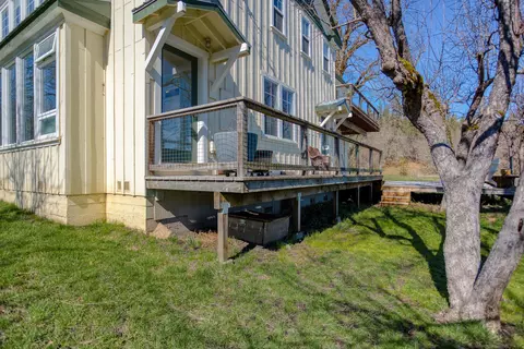 930 Lewiston Rd, Lewiston, CA 96052 photo 42