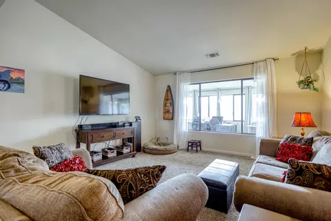 3765 Wasatch Dr, Redding, CA 96001 photo 7
