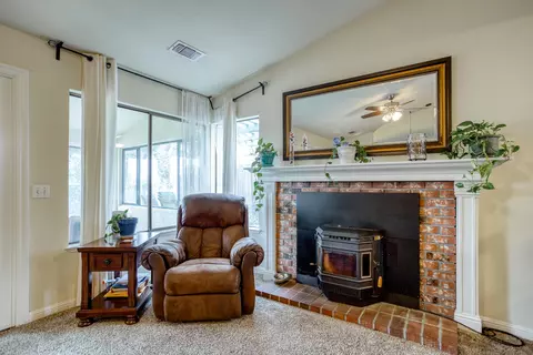 3765 Wasatch Dr, Redding, CA 96001 photo 19