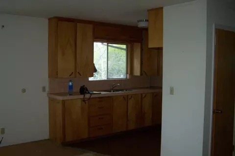 1539 Riverside, Redding, CA 96001 photo 3