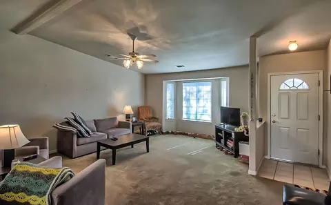 33 Ortega Ct, Redding, CA 96003 photo 6
