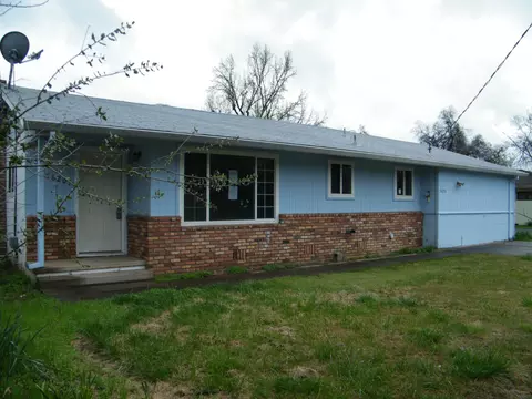 5820 Fagan Dr, Redding, CA 96001 photo 1