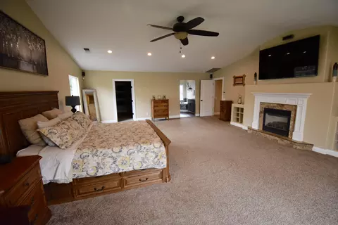 5401 Elm Ln, Redding, CA 96001 photo 16