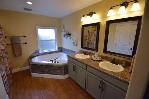 5401 Elm Ln, Redding, CA 96001 photo 20