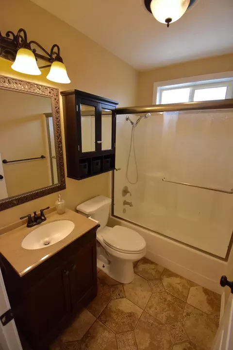 5401 Elm Ln, Redding, CA 96001 photo 12