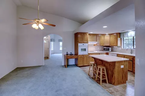2062 Vineyard Trl, Redding, CA 96003 photo 8