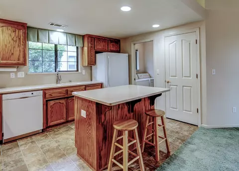 2062 Vineyard Trl, Redding, CA 96003 photo 10