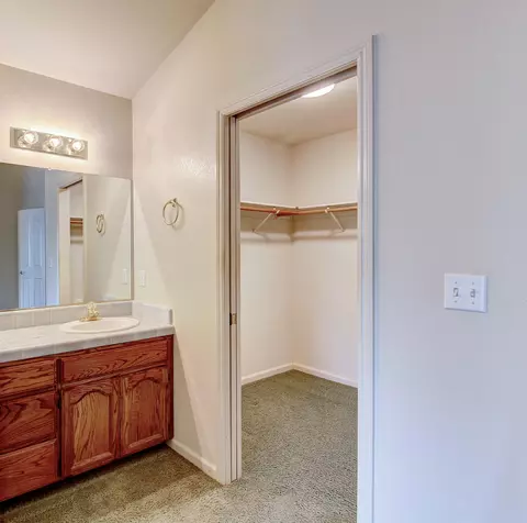 2062 Vineyard Trl, Redding, CA 96003 photo 17
