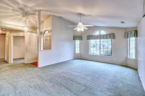 2062 Vineyard Trl, Redding, CA 96003 photo 5