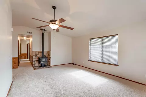 2165 Jessica Way, Redding, CA 96002 photo 7