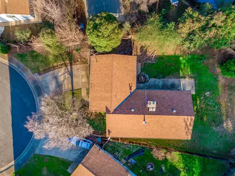 2165 Jessica Way, Redding, CA 96002 photo 16