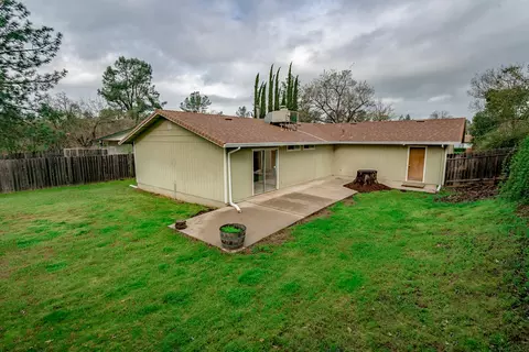 2165 Jessica Way, Redding, CA 96002 photo 13