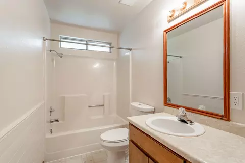 2165 Jessica Way, Redding, CA 96002 photo 11