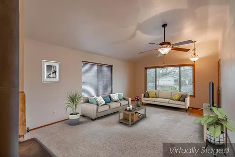 2165 Jessica Way, Redding, CA 96002 photo 2