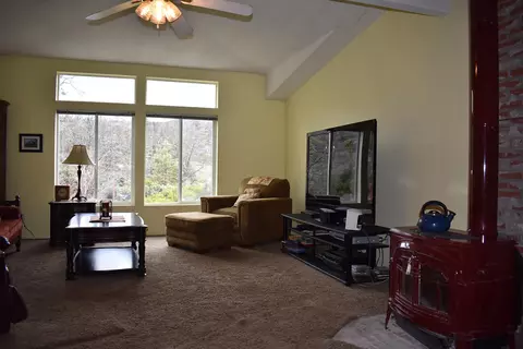 10199 State Highway 3, Hayfork, CA 96041 photo 19