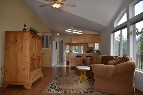 10199 State Highway 3, Hayfork, CA 96041 photo 2