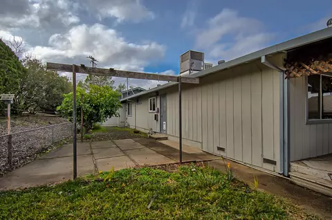 3440 Summit Dr, Redding, CA 96001 photo 49