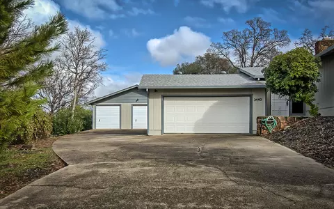 3440 Summit Dr, Redding, CA 96001 photo 3