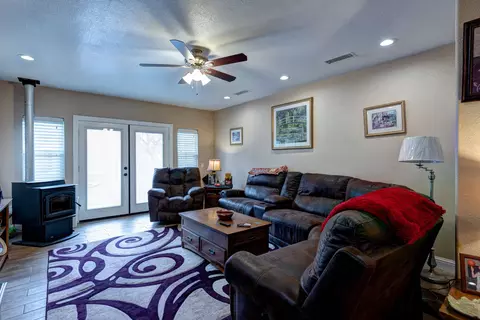 20350 Old Alturas Rd, Redding, CA 96003 photo 3