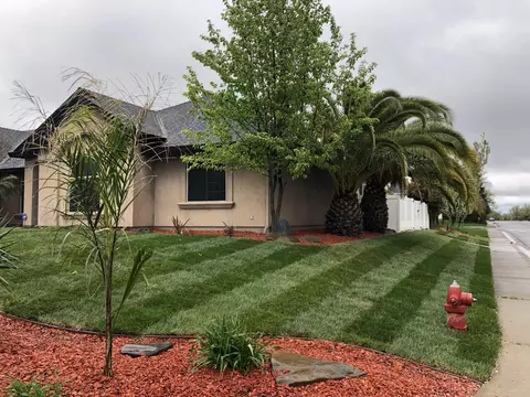 3950 Teton Dr, Redding, CA 96001 photo 4