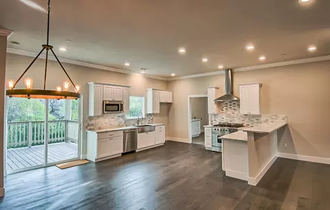 4011 Meander Dr, Redding, CA 96001 photo 3