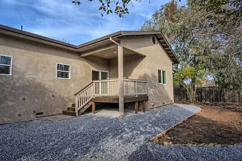 4011 Meander Dr, Redding, CA 96001 photo 10