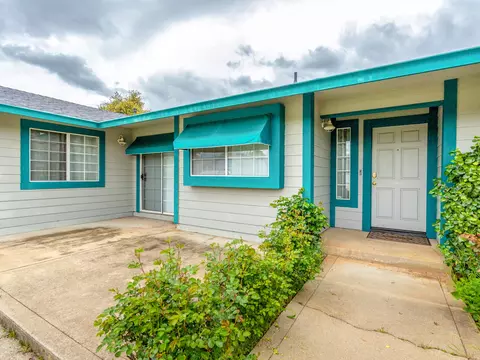 3577 Adams Ln, Redding, CA 96002 photo 3