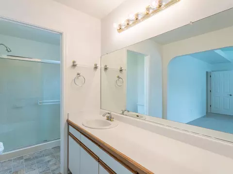 3577 Adams Ln, Redding, CA 96002 photo 9