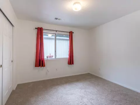 3577 Adams Ln, Redding, CA 96002 photo 12