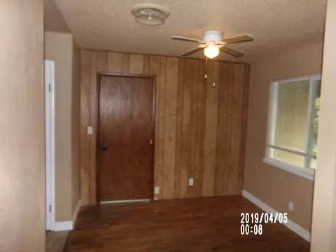 1615 Carmel Way, Red Bluff, CA 96080 photo 3