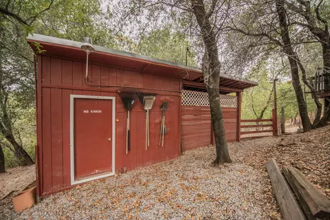 14370 Wintu Way, Redding, CA 96003 photo 24