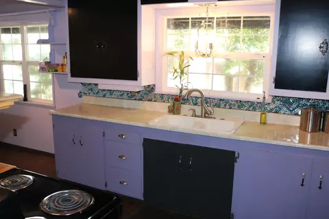 2556 Freebridge St, Redding, CA 96001 photo 11