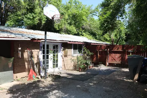 2556 Freebridge St, Redding, CA 96001 photo 25