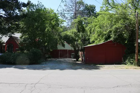 2556 Freebridge St, Redding, CA 96001 photo 54