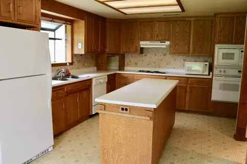 1201 Harpole Rd, Redding, CA 96002 photo 15